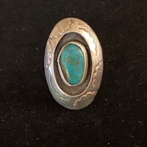 Vintage Native American Sterling Silver Turquoise Shadowbox Ring | Southwestern